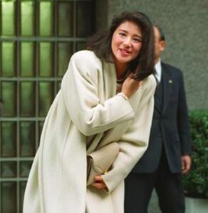 雅子様　若い頃　キレイ　美人　皇后陛下の昔の写真　皇后雅子さま