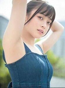 橋本環奈　胸　カップ数　D　スリーサイズ　水着　美脇