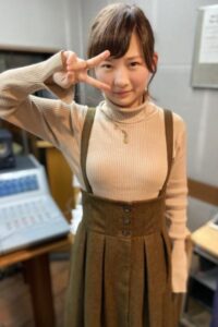 鈴木沙莉　胸のカップ数　スリーサイズ　可愛い写真　ぬぐ　映画