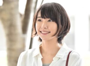 　新垣結衣　胸　カップ数　D　バストサイズ　水着　キャミソール　美脇写真　CM　画像