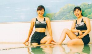 画像　吉田知那美　カップ　胸のカップ数　可愛い　ニット　写真