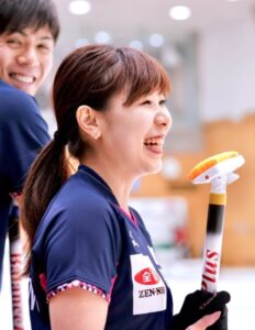 【画像】吉田夕梨花 がかわいい写真　私服　最高すぎ　ニットやノースリーブも