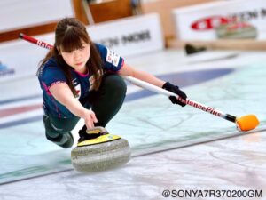 【画像】吉田夕梨花 がかわいい写真　私服　最高すぎ　ニットやノースリーブも