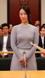 画像　黒木華の胸のカップ数はＣ　バストサイズ　セクシードレス　可愛い写真　肌きれい