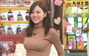 画像　白石麻衣の胸のカップ数はD　スリーサイズ　キャミソールや美脚も