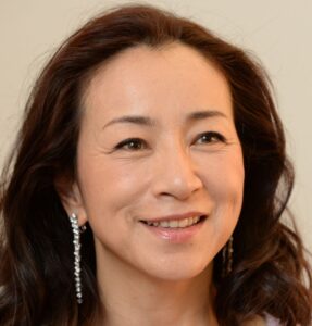 画像　原田美枝子　若い頃　胸　カップ　バストサイズ　水着　昔