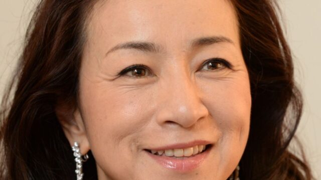 画像　原田美枝子　若い頃　胸　カップ　バストサイズ　水着　昔